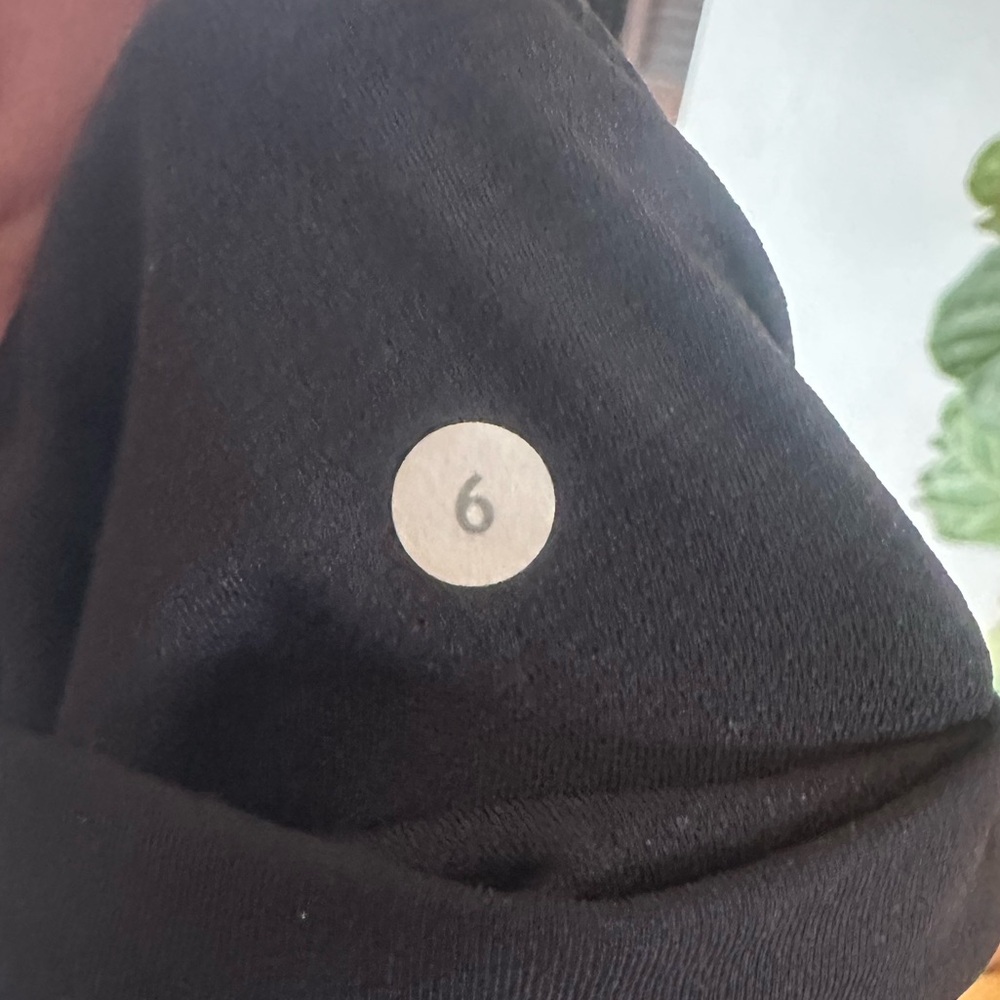 Lululemon Black Leggings - Picture 11 of 11